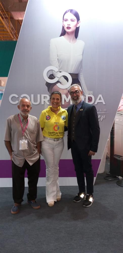 Reunião com o Sr.Antonio Carvalho Júnior gerente geral da Hair Brasil dia 15/01 2019 para participação do Capc Brasil. O Sr. Antonio c. Jr. Prometeu espaço especial para a entidade.